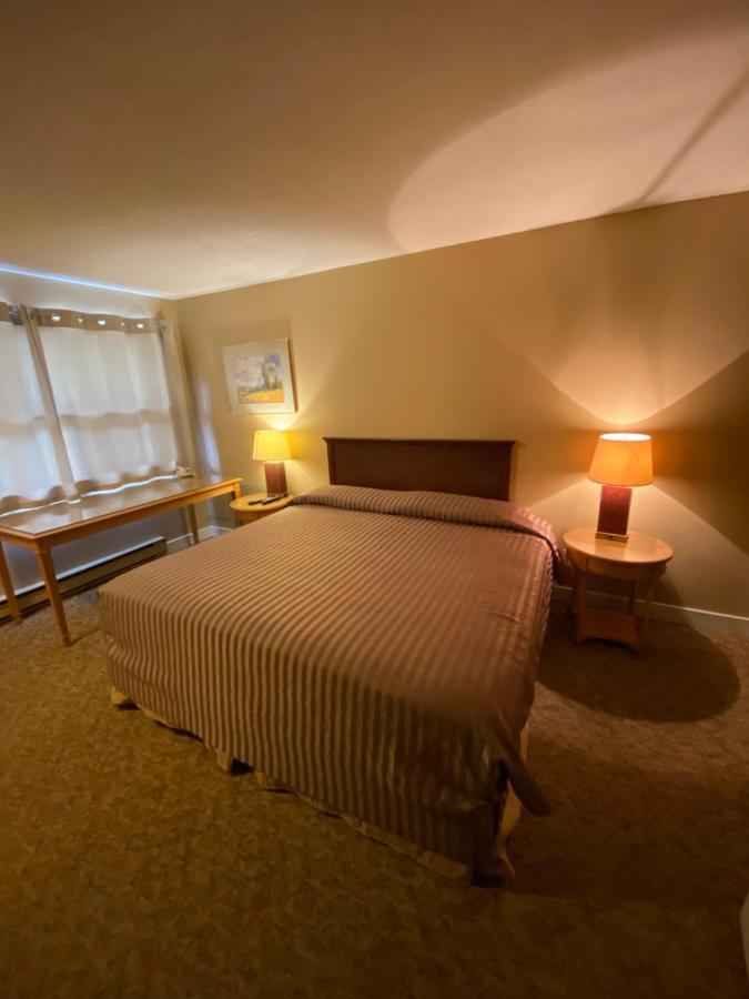 Twin Creeks Motel Lumby Luaran gambar