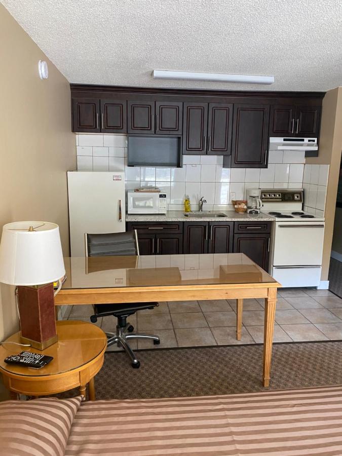 Twin Creeks Motel Lumby Luaran gambar